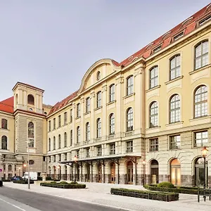 ***** Hotel Telegraphenamt Germania
