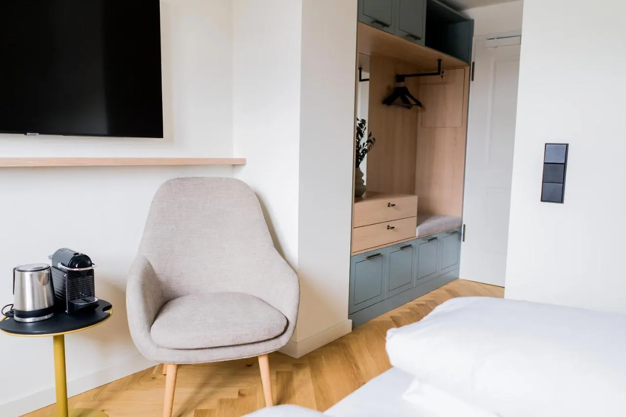 Aparthotel Bob W Peterhof Frisinga
