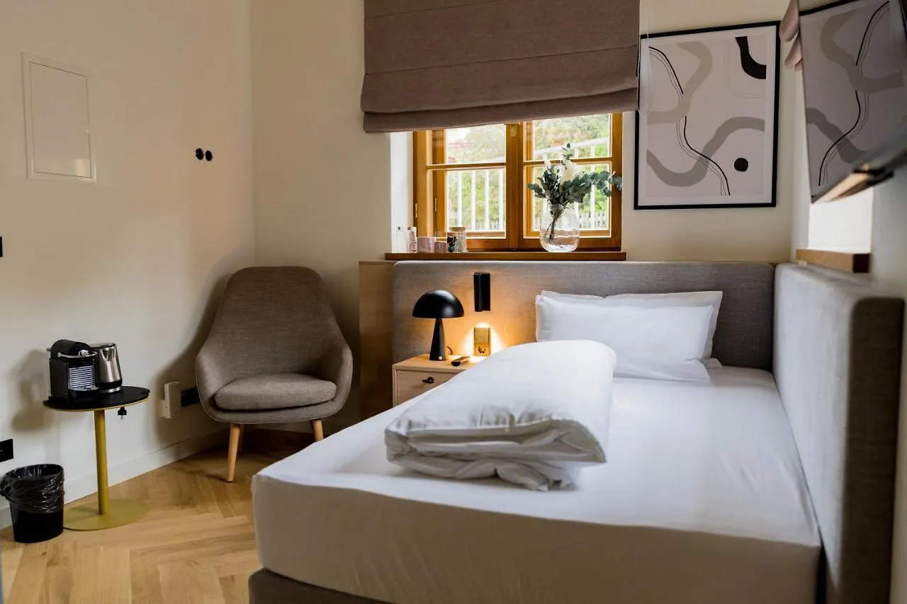 Aparthotel Bob W Peterhof Frisinga 4*,  Germania